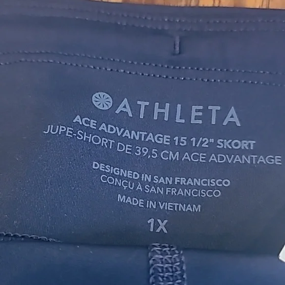 Athleta Ace 15.5” Tennis Skort Blue Size 1x.  Like New - Picture 2 of 4